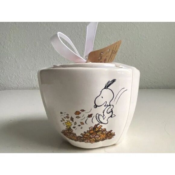 Set Of 4 Rae Dunn Autumn Fall Peanuts Snoopy Charlie Brown Measuring Cups NEW - Picture 1 of 10